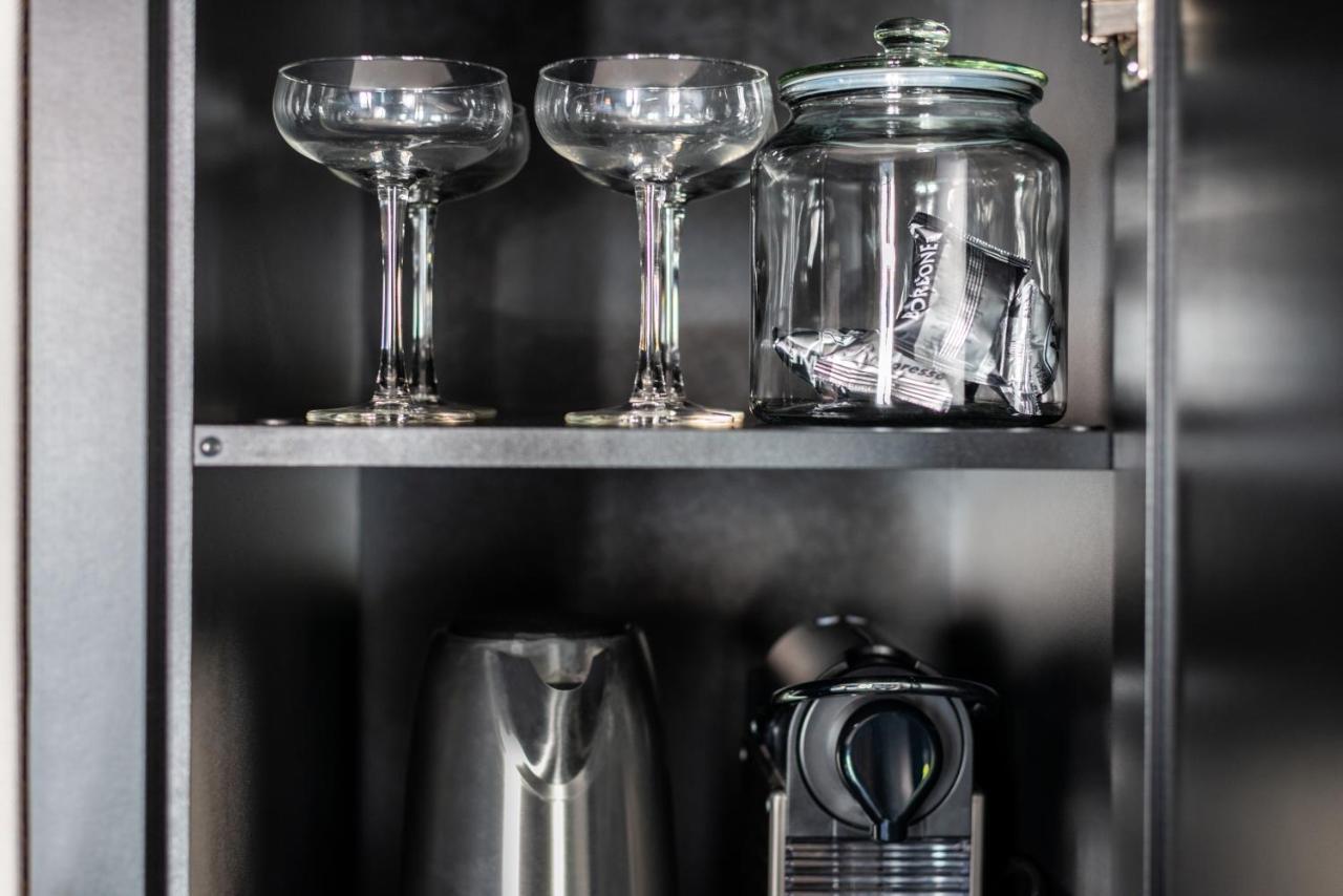 Bagutta Suites - The Couper Milan Bagian luar foto